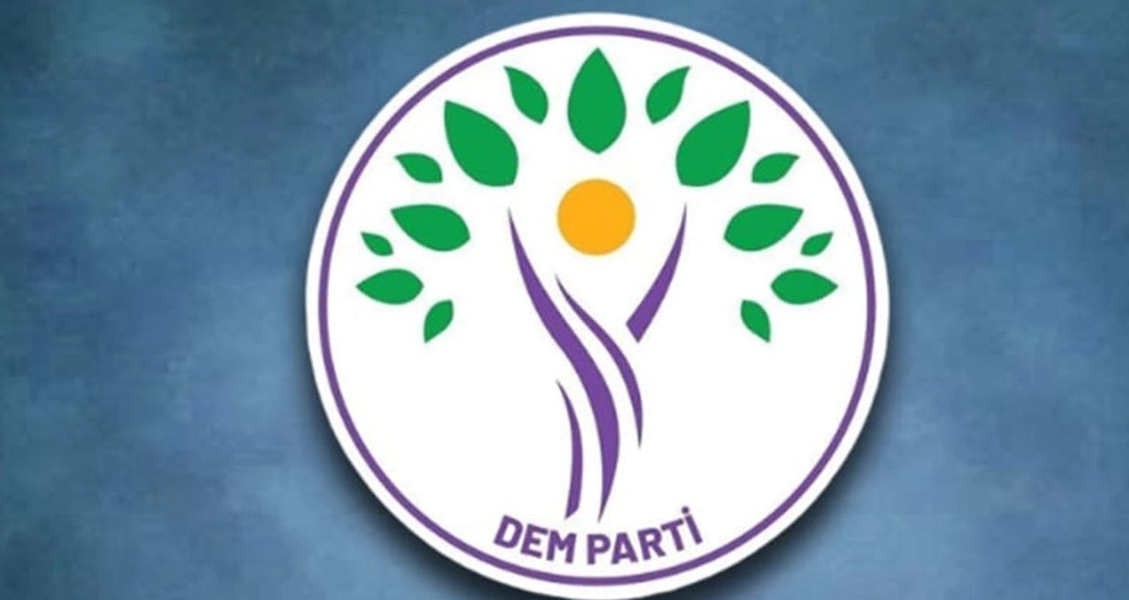 DEM Parti, CHP il binasına desteğe gitti