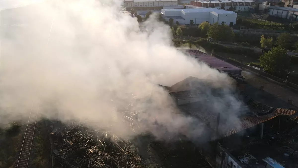 Samsun’daki Kereste Fabrikasında Yangın Kontrol Altına Alındı