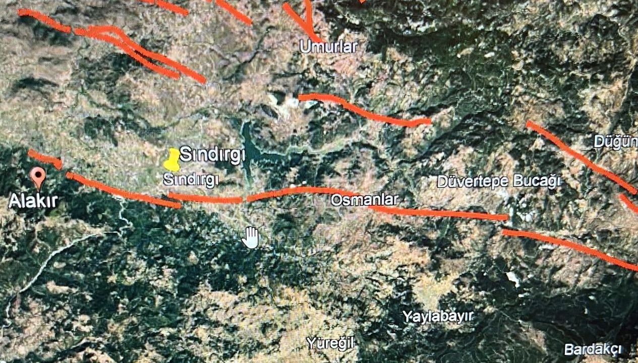 Sındırgı’daki depremler neyin habercisi? “Artçılar güneydoğuya göç etti, ölü faylar tetiklendi”