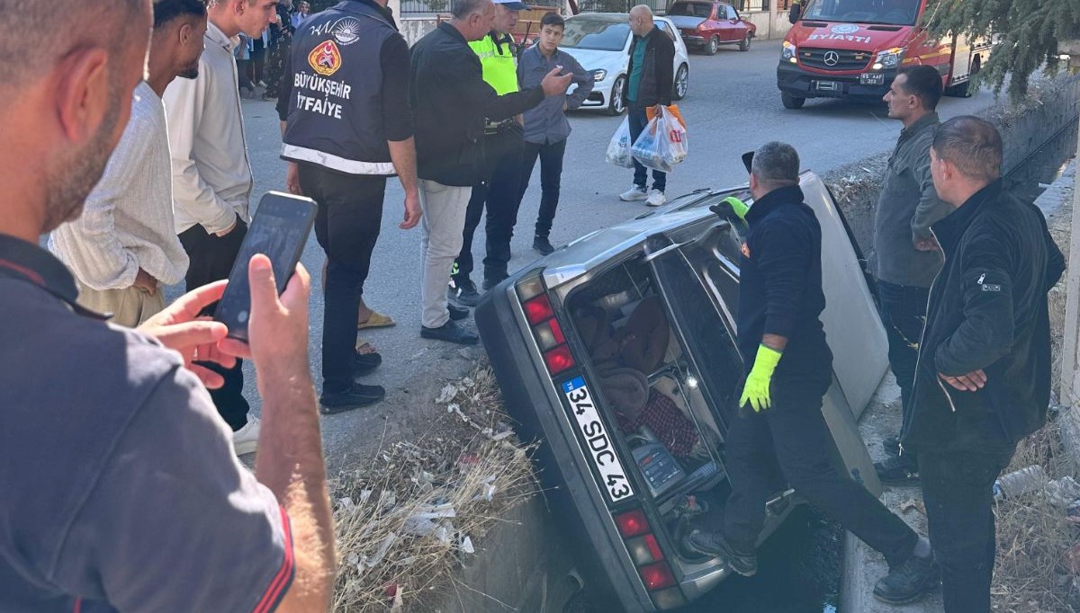 Van’da otomobil su kanalına düştü: 1 yaralı