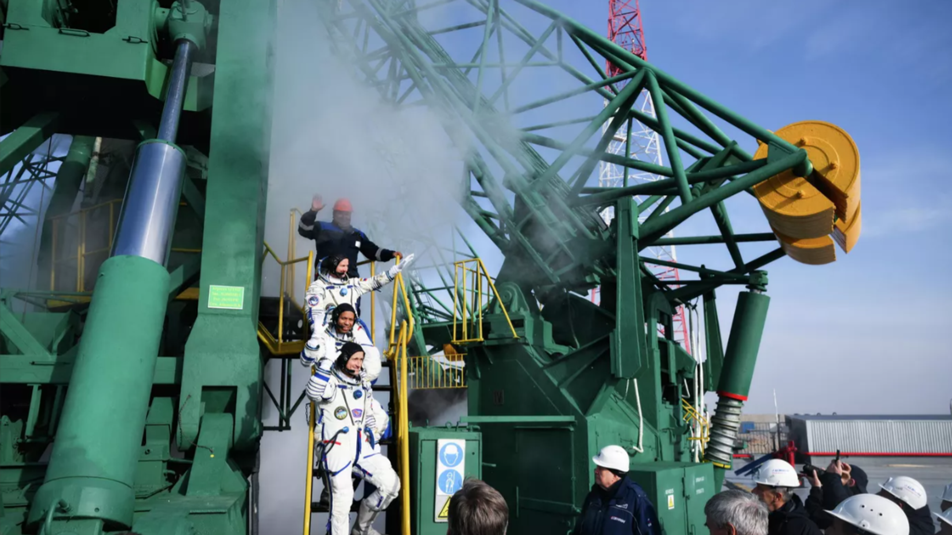 Rus Soyuz MS-28 uzay aracı, Baykonur Uzay Üssü’nden kalkış yaptı