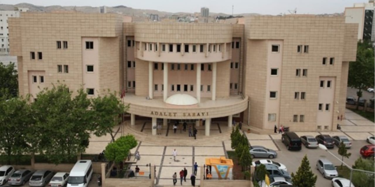 Son Dakika | Şanlıurfa Adliyesi’nde patlama! Yaralılar var