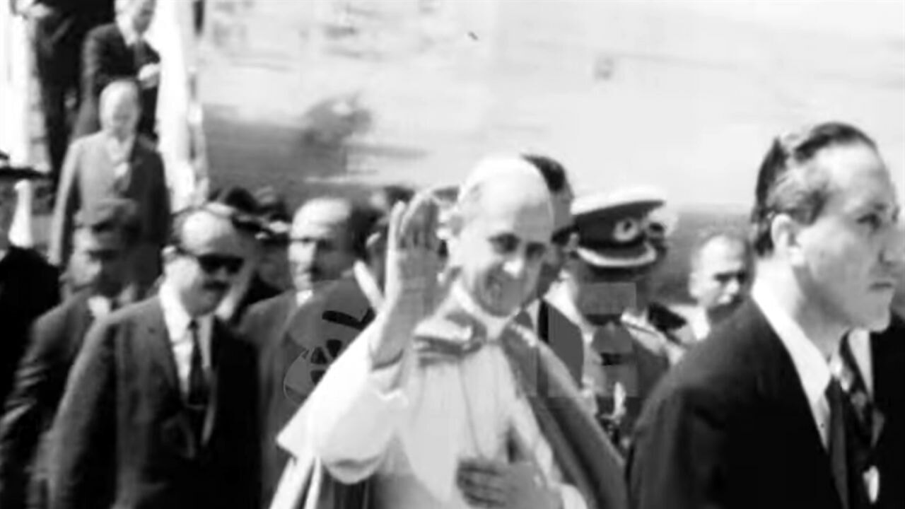 Türkiye’ye ilk Papa ziyaretinin görüntüleri paylaşıldı