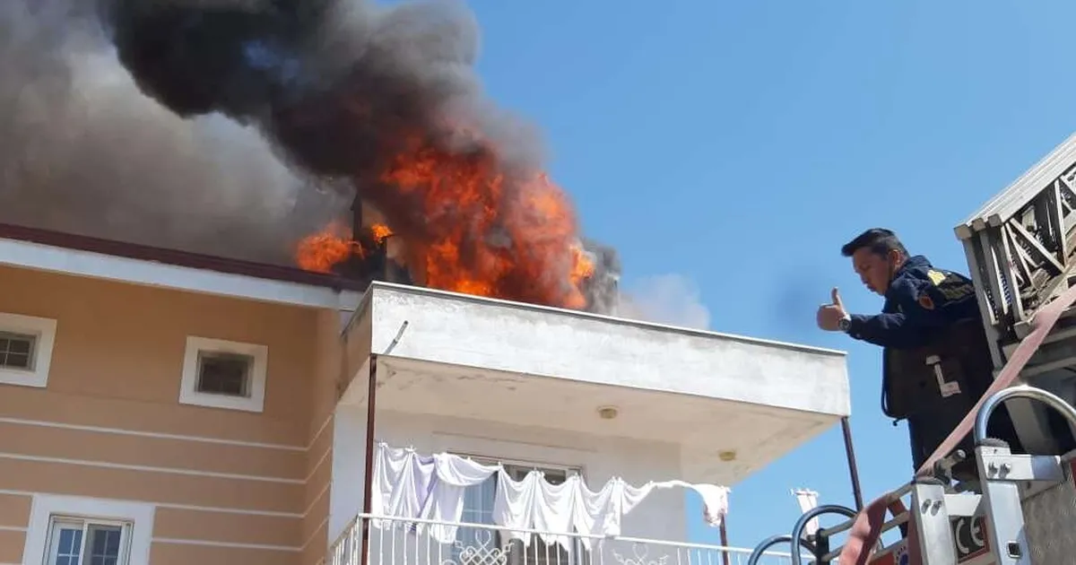 Muğla İtfaiyesi baca yangınlarına karşı uyardı… Hasarlı bacalar büyük risk taşıyor