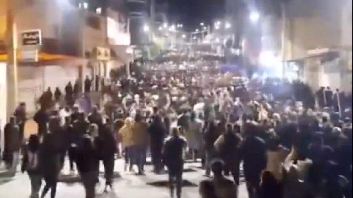 İran’da protestocular bir sokağa ABD Başkanı Trump’ın adını verdi