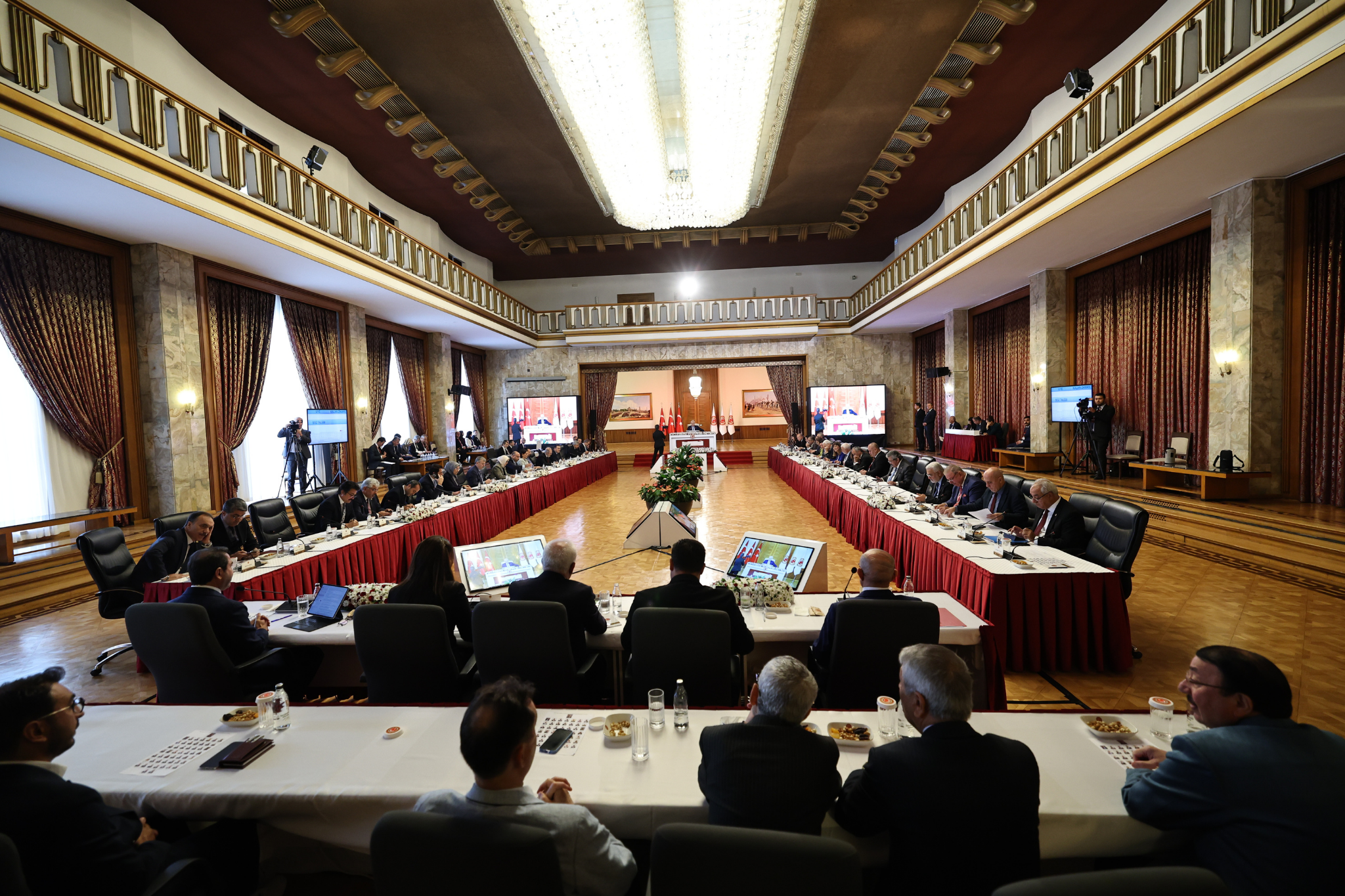 Çözüm komisyonu raporunun detayları ortaya çıktı