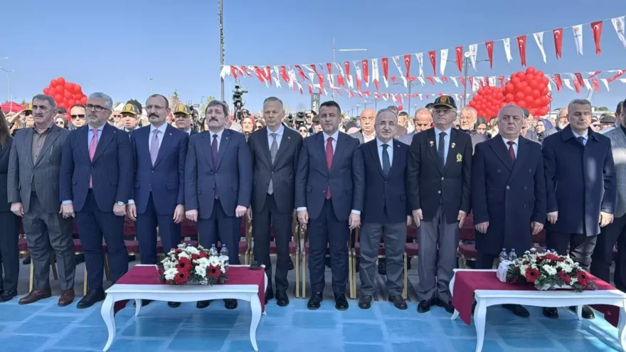 Samsun’da Uçan Sinema Projesi Açıldı