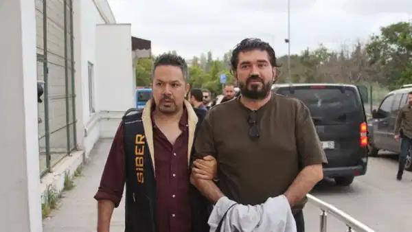 Rasim Ozan Kütahyalı, Eşinin Hamile Olduğunu Belirterek Serbest Bırakılmak İstedi
