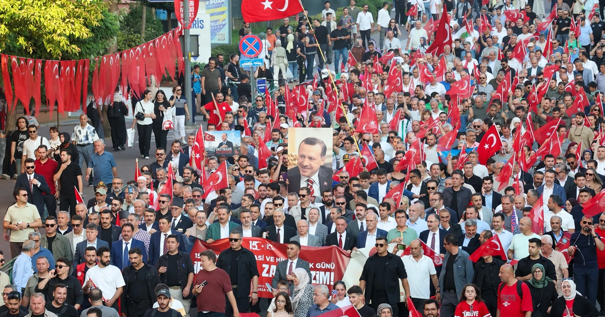 Bursa tek ses oldu 15 temmuz ihaneti asla unutulmayacak sel8uZDh