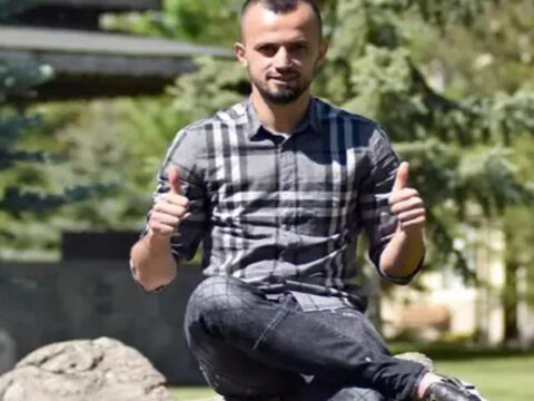 Istifa karari aldi mumkun olmadigi kanaatine vardim diyerek gorevi birakti nA8XNUZx