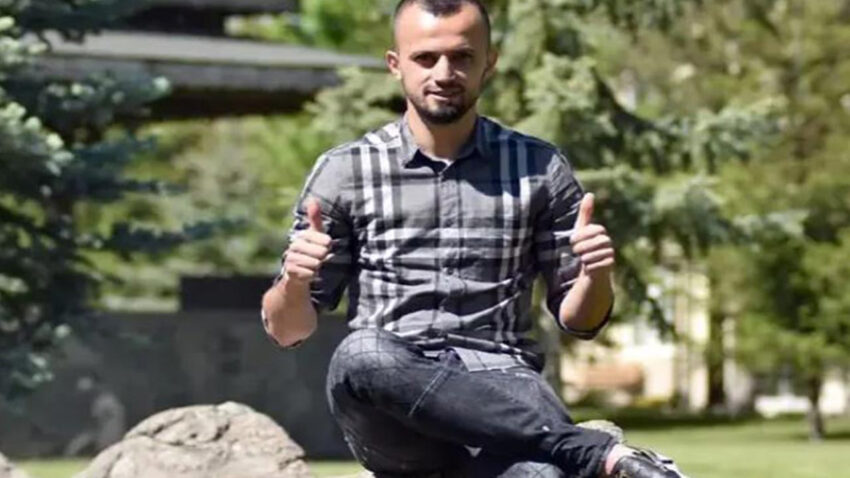 Istifa karari aldi mumkun olmadigi kanaatine vardim diyerek gorevi birakti nA8XNUZx